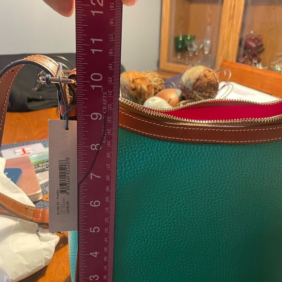 Donney and Burke purse - Picture 8 of 9